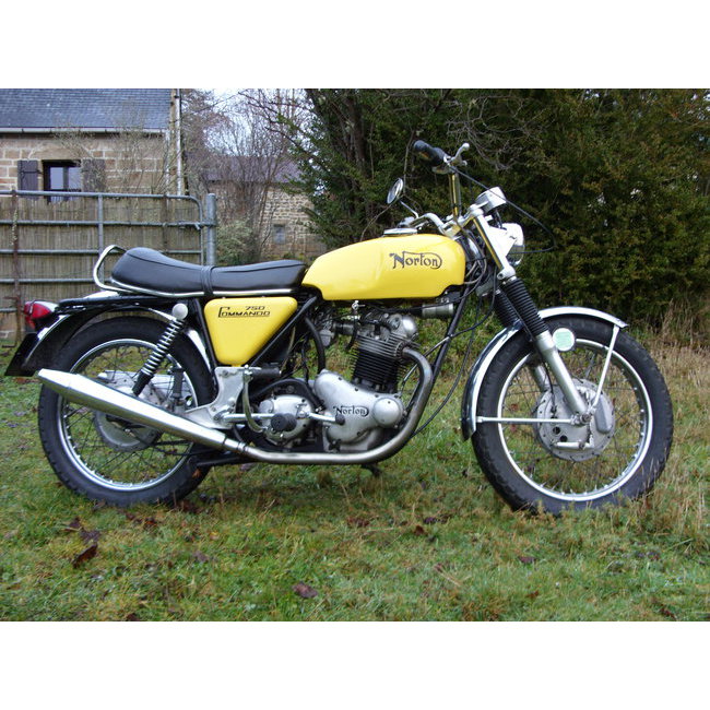 Norton Commando US