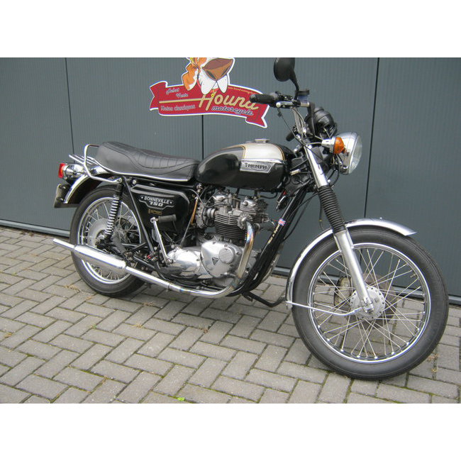 Triumph T140