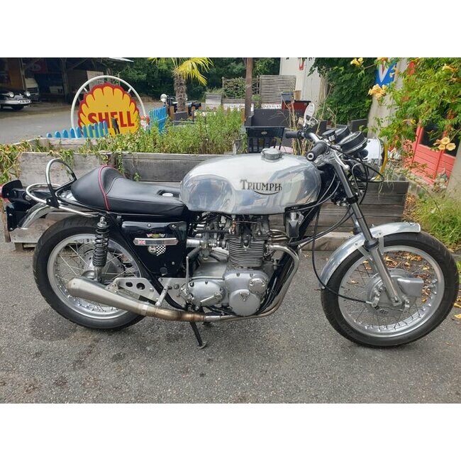 Triumph T150 V