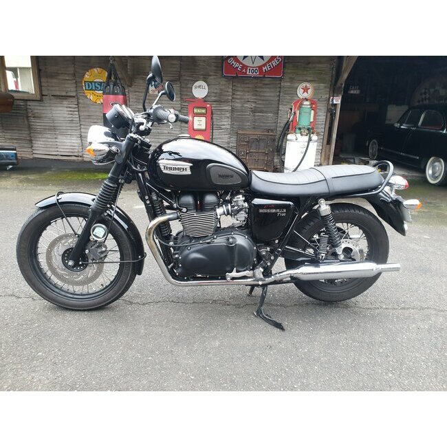 Triumph BonnevilleT100 (34ch)