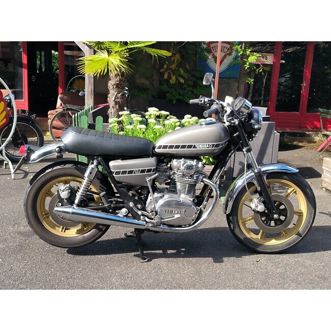 YAMAHA 650 XS