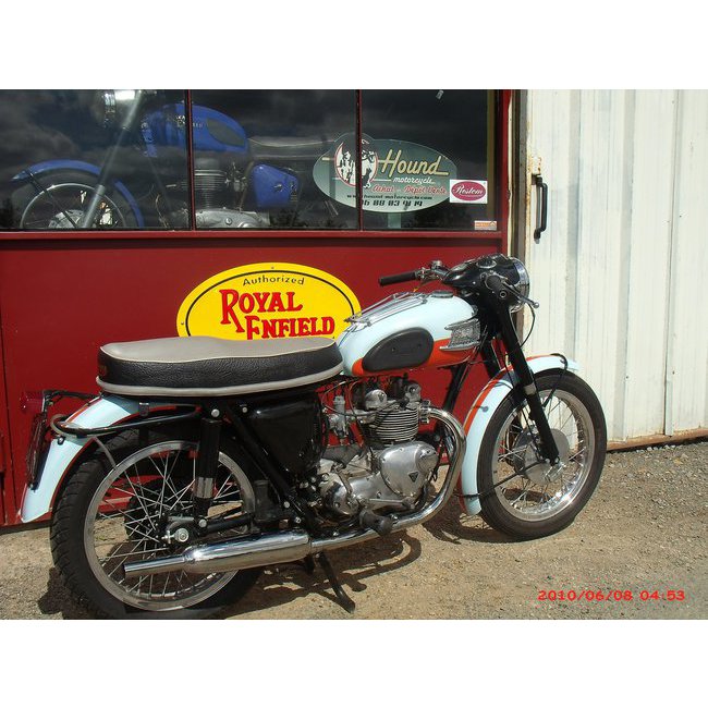 Triumph 500