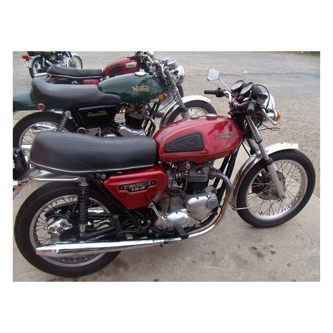 Triumph T 140