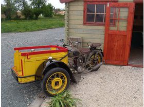Triporteur Peugeot