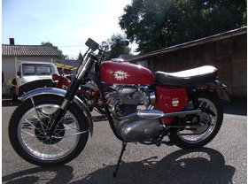 BSA A 65 Hornet