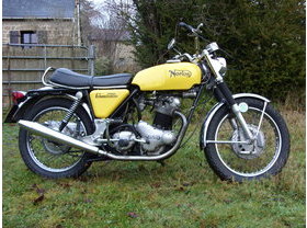 Norton Commando US