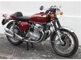  Honda CB 750 Rouge