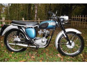 Triumph T 20 Cub