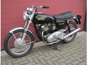 Norton 750 roadster