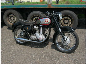 BSA B 33