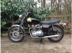 Triumph Trident 
