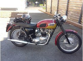 Triumph T 120