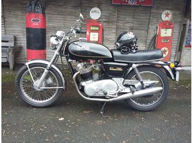  Norton Commando