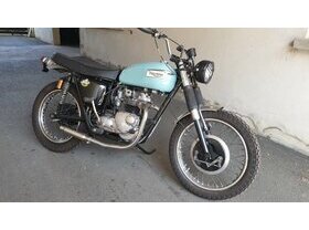 Triumph TR 500