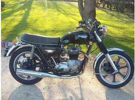 Triumph T140 D 