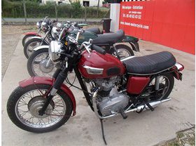 Triumph TR6